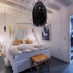 Manu Mykonos Exclusive Luxury Beachside With Private Pool By Quality Brand וילה קלפטיס
